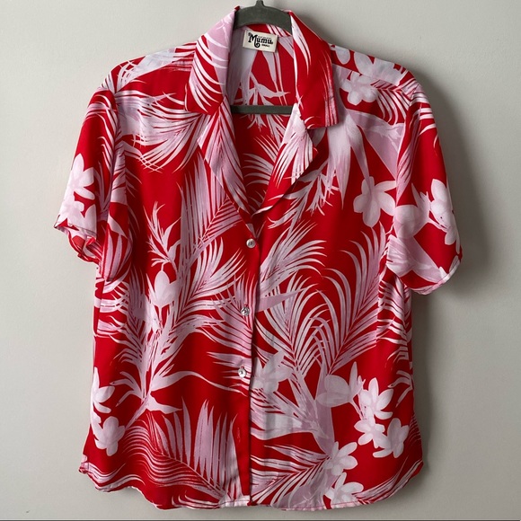 Aloha Button Down 🌺 - Picture 2 of 3